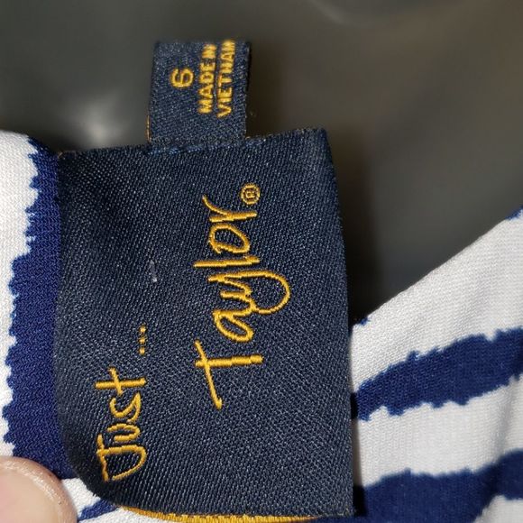 🖤 BOGO Just Taylor Striped Dress - Picture 8 of 8